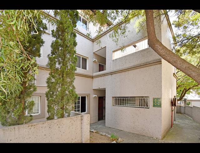 2 BEDROOM APARTMENT FOR SALE IN NOORDHANG